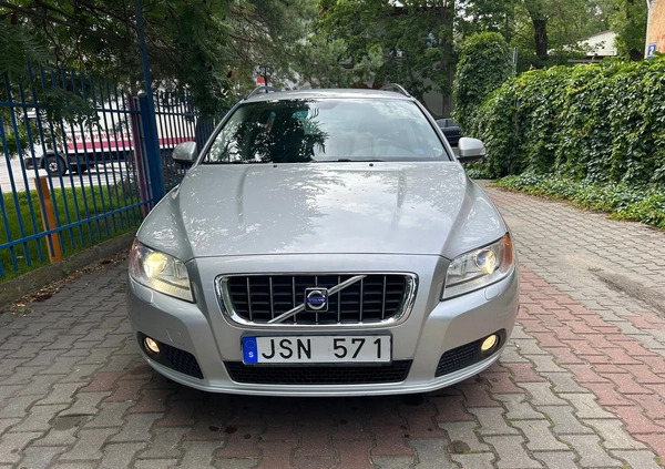 Volvo V70 cena 24900 przebieg: 222826, rok produkcji 2009 z Moryń małe 106